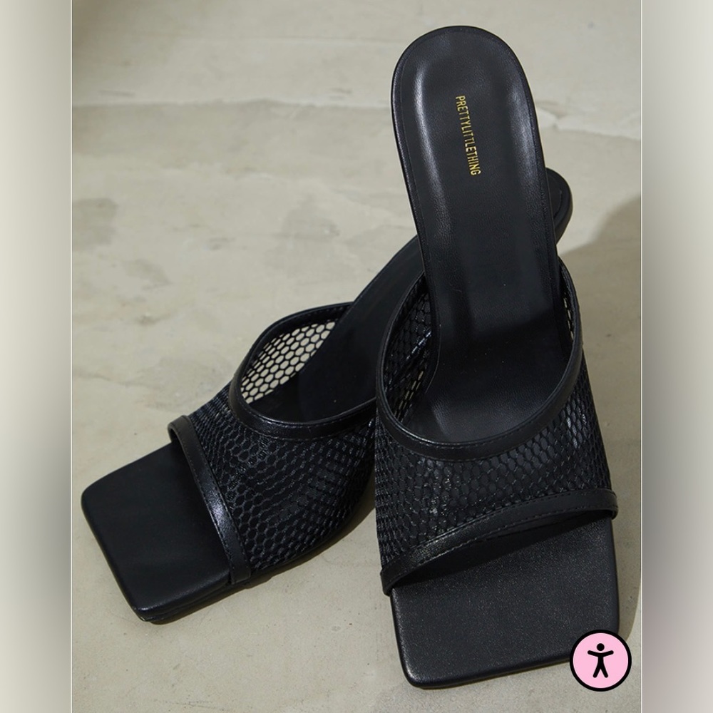 Square kitten heel
